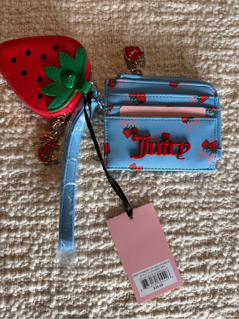 Juicy Couture Sweet Strawberry Zip Card Case Wristlet Strawberry Charm ADORABLE